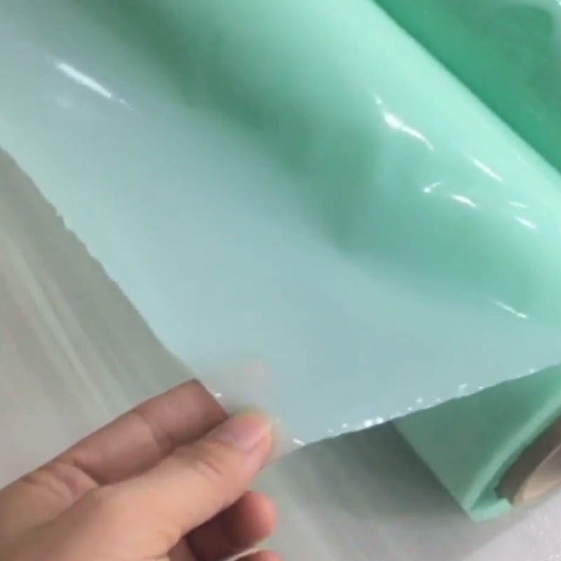 使用服裝熱熔膠膜環(huán)保嗎？快來了解一下吧